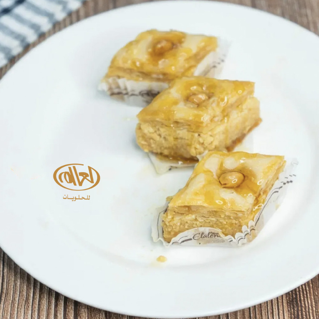 بكلاوة طرابلسية لوز وعسل