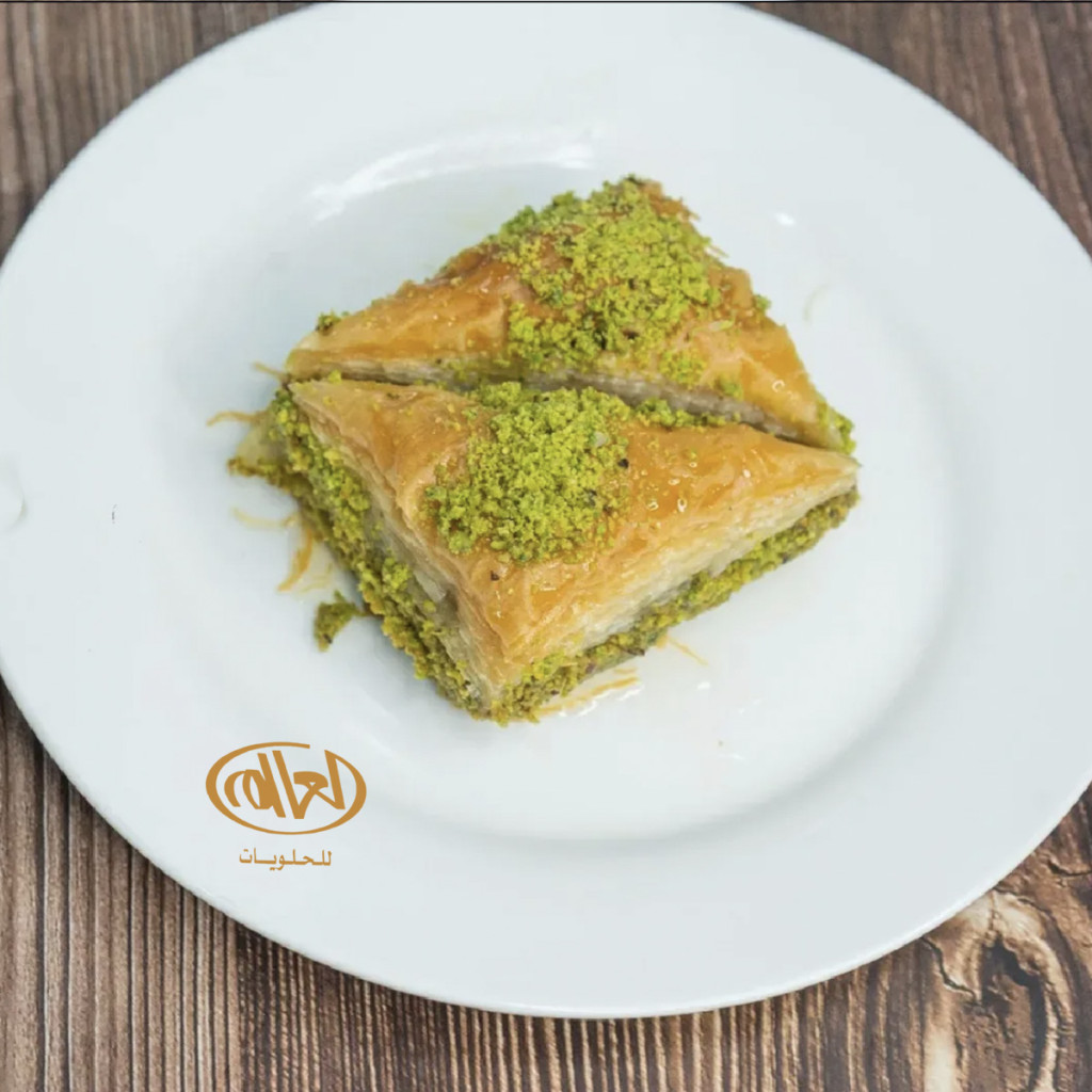 بكلاوة تركية مربعة